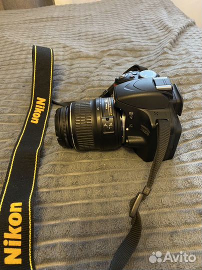 Зеркальный фотоаппарат Nikon D3200