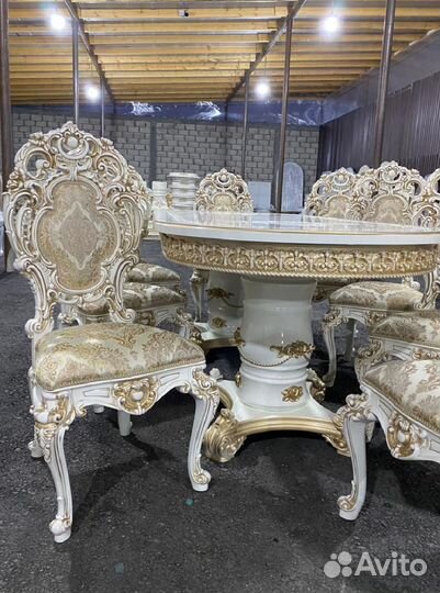 Стол и стулья от производителя. В наличии