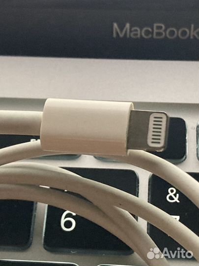 Кабель Lightning USB-C