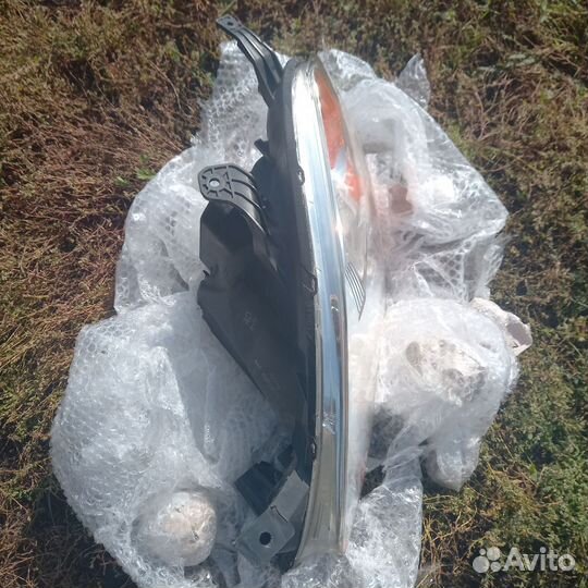 Фара хонда црв