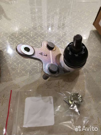 Шаровая опора Тойота Хайлендер