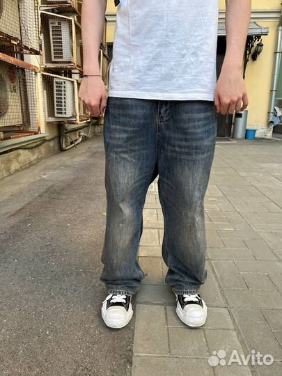 Джинсы Acne Studios type Balenciaga