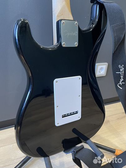 Электро гитара Fender Squier stratocaster