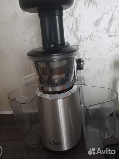 Соковыжималка шнековая