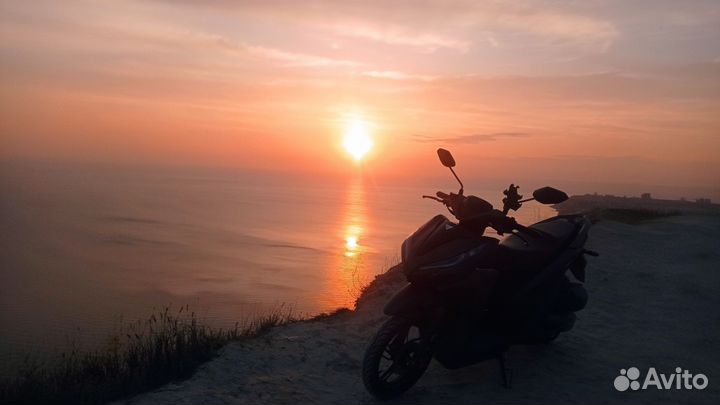 Скутер Vento inferno