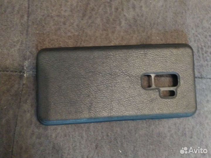 Чехол на Самсунг S9-pius