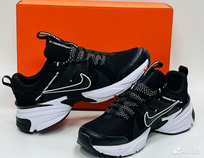 Nike Air Heights Black