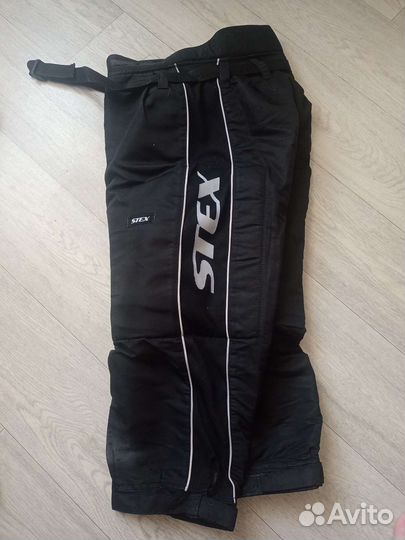 Бриджи для хоккея с мячом