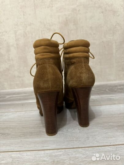 Ботильоны uterque