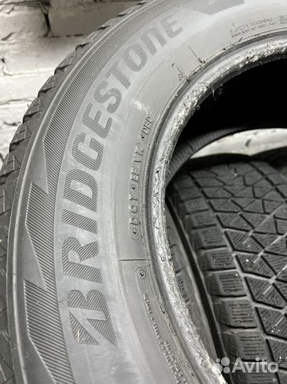 Bridgestone Blizzak DM-V2 235/65 R18