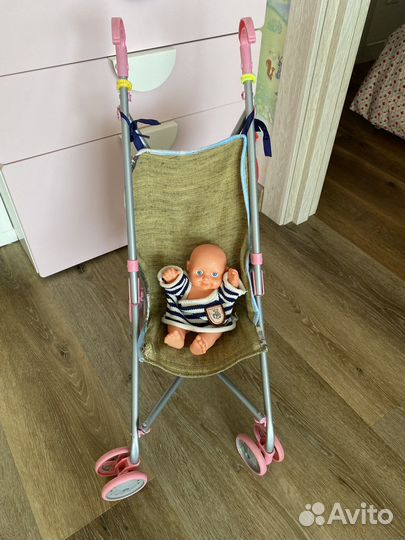 Коляска с пупсиком