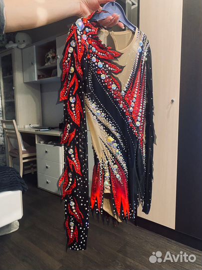 Купальник для художественной гимнастики