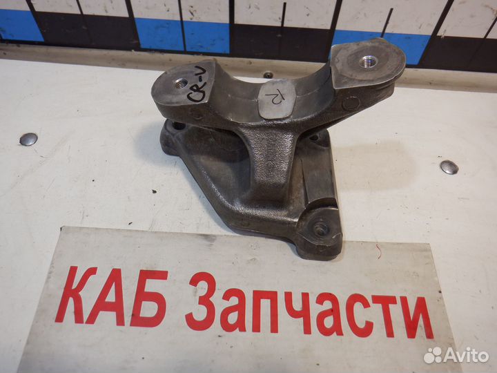 Кронштейн рулевой рейки Honda CR-V 2.0 i-vtec