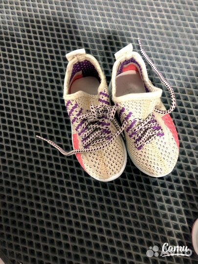 Кроссовки для девочки