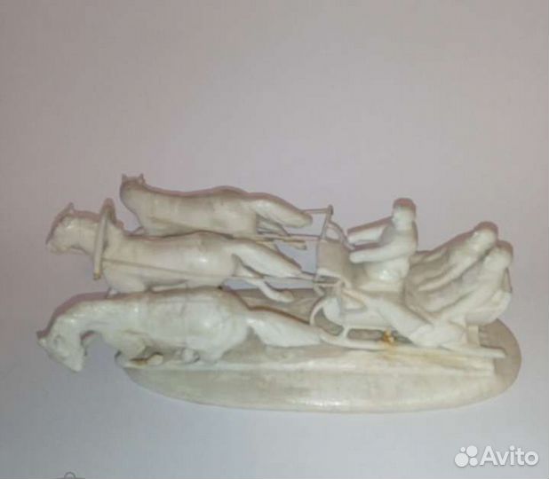 Сувениры из колкого пластика 