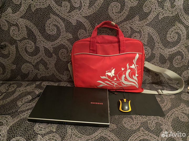 Ноутбук samsung