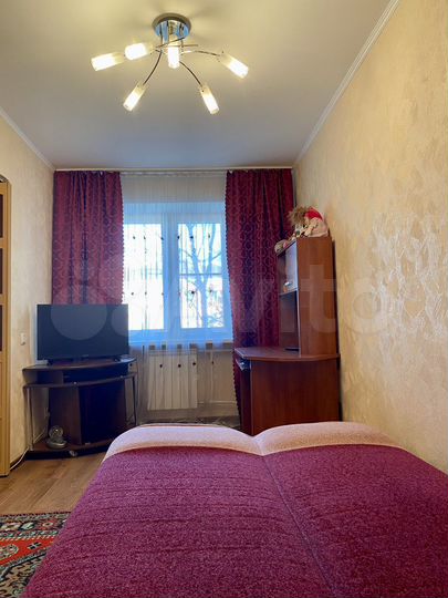 2-к. квартира, 56 м², 2/4 эт.