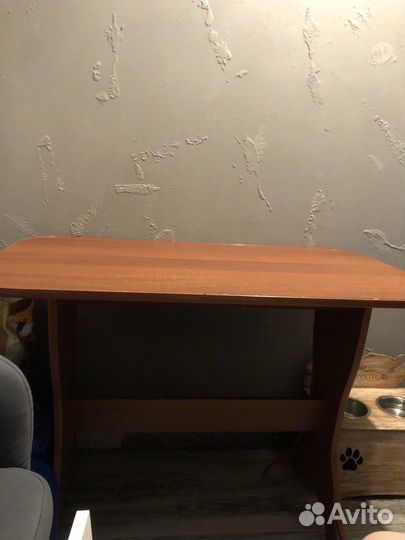 Кухонный стол бу