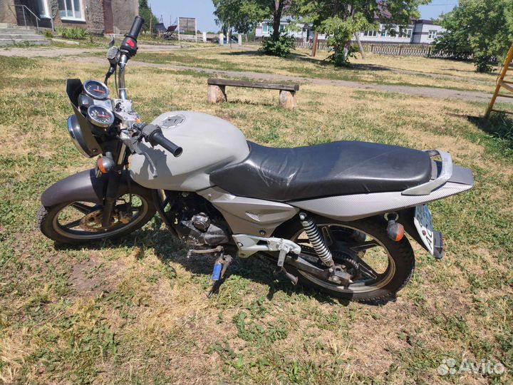 Racer Magnum 200