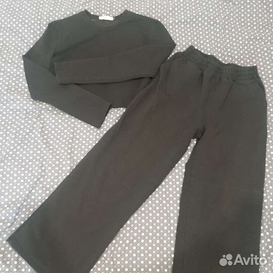 Спортивный костюм женский