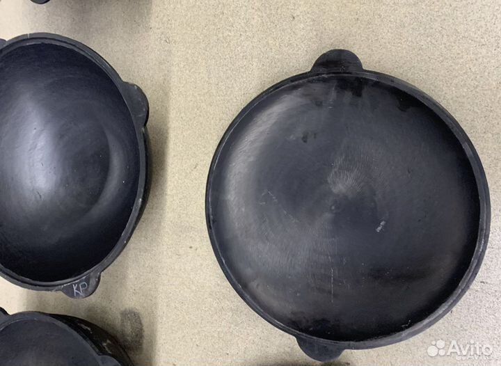 Казаны с крышкой сковородкой