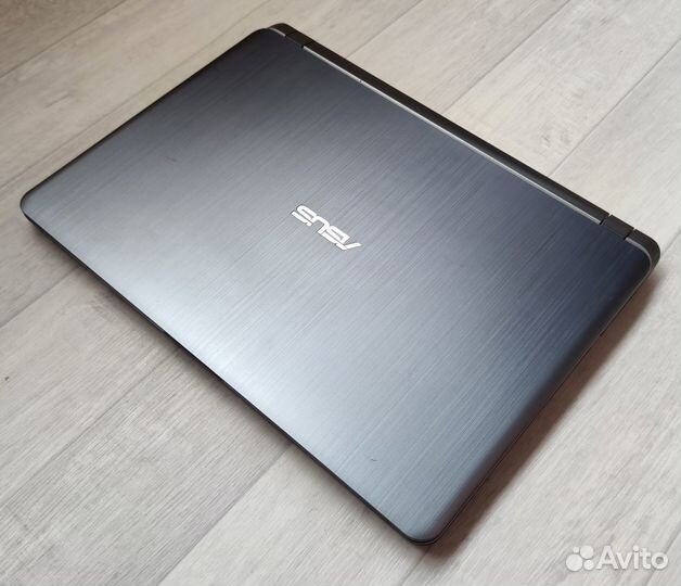 Asus как новый\4 ядра\FHD\SSD 256\OZU 8\Акб 4 часа