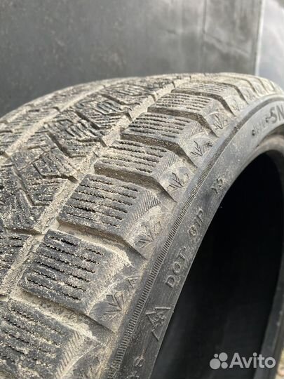 Triangle Snowlink TWT02 235/35 R19
