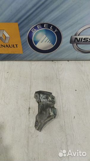 Кронштейн крепление крыла Geely atlas Прав