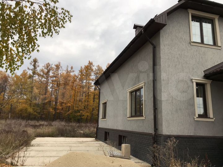 Дом 277 м² на участке 20 сот.