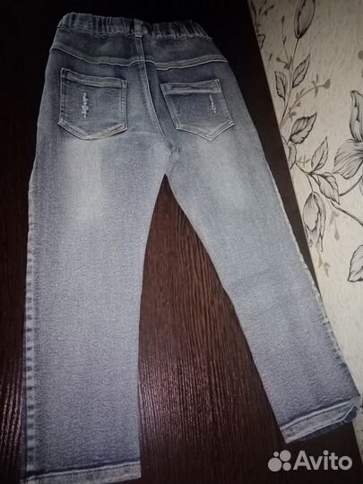 Джинсы на мальчика новые