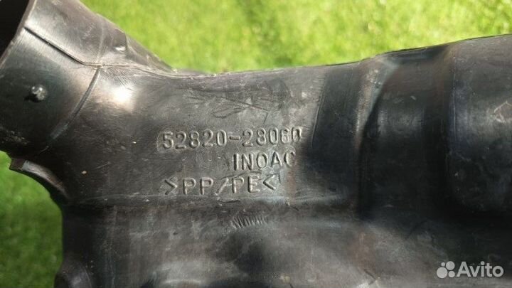 Корпус воздушного фильтра Toyota Estima MCR30