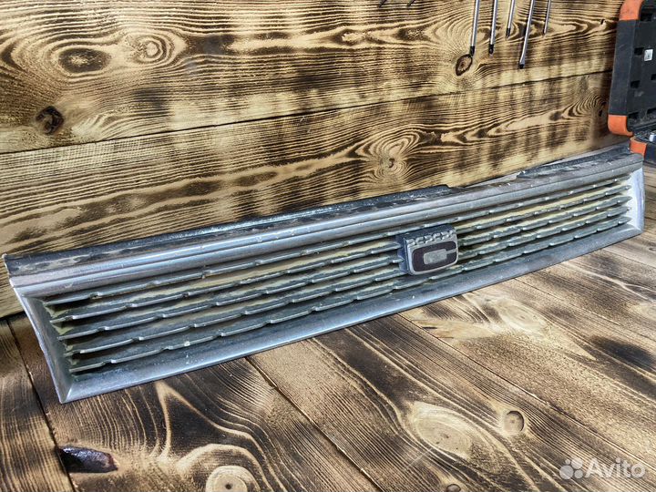 Решетка радиатора toyota corolla e-90