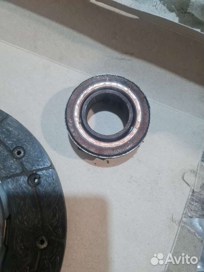 Комплект сцепления на Т4 2000г ajt