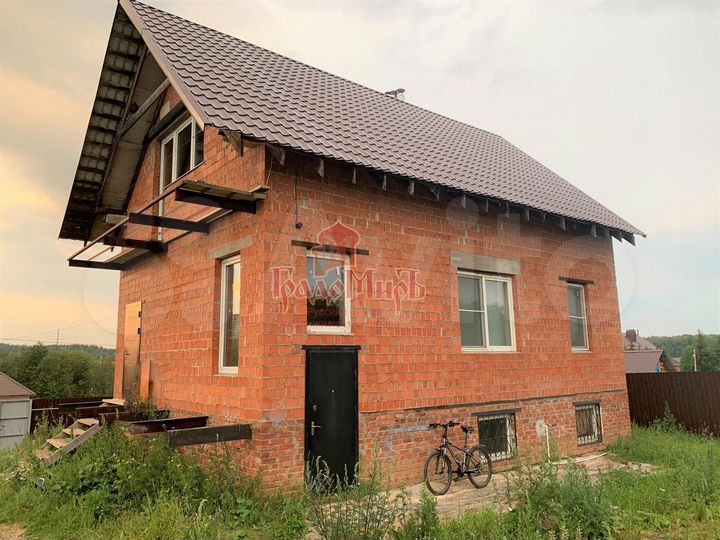 Дом 159 м² на участке 12 сот.