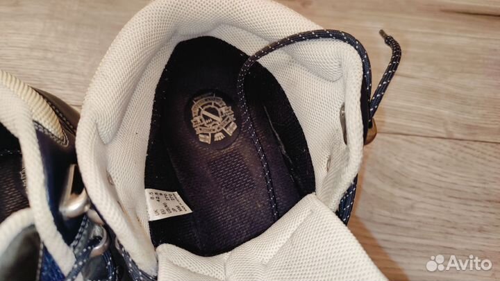 Ботинки helly hansen 42