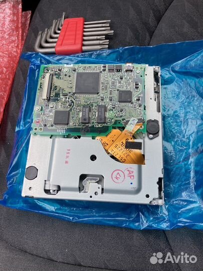 Автомодильный Dvd-Rom