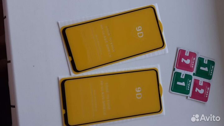 Защитные стекла Honor 9x