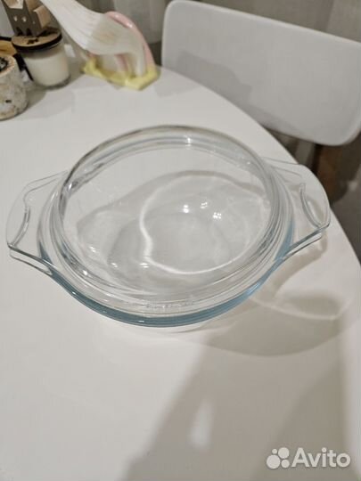 Стеклянная кастрюля pyrex