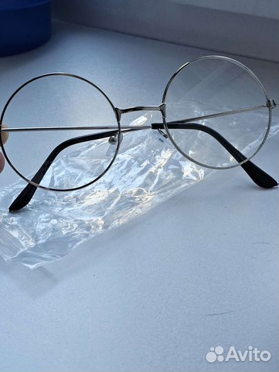 Солнцезащитные очки женские