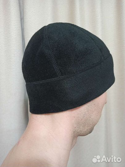Флисовая шапка подшлемник черная