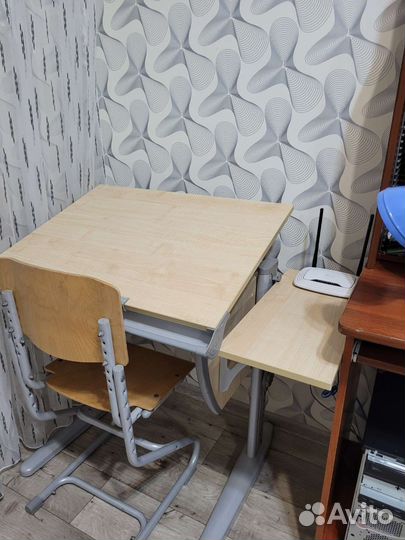 Детский письменный стол и стул трансформер