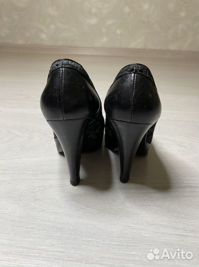 Туфли женские 33 размер