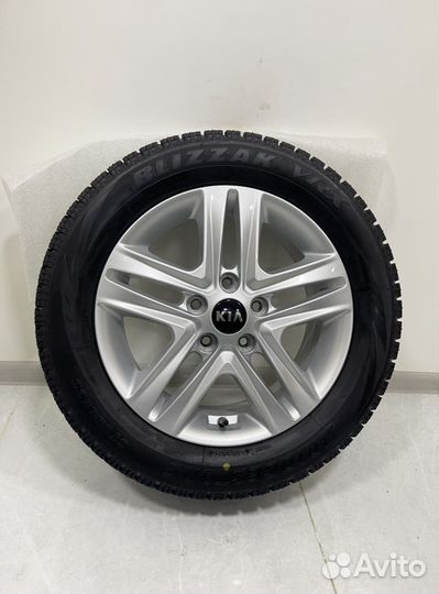 Новые Kia Ceed, Bridgestone Blizzak VRX 205/55 R16