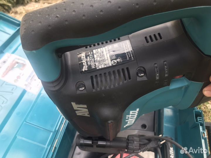 Перфоратор Makita