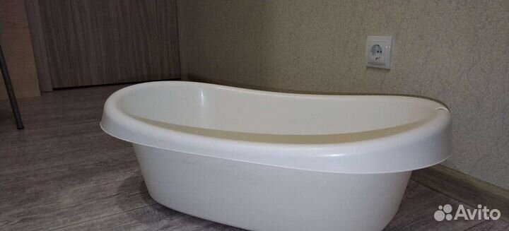 Ванночка для купания с горкой