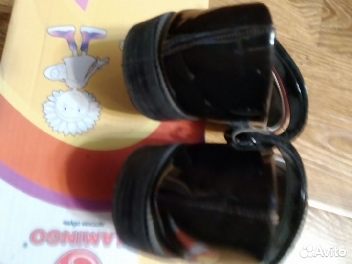 Туфли для девочки. Р.34. в хорошем состоянии