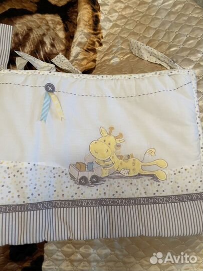 Бортики на детскую кроватку