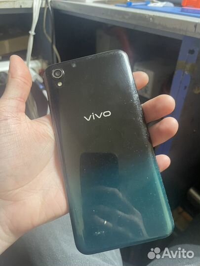 Vivo Y1s, 2/32 ГБ