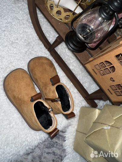 Ботинки детские новые