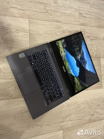 Ноутбук трансформер Asus